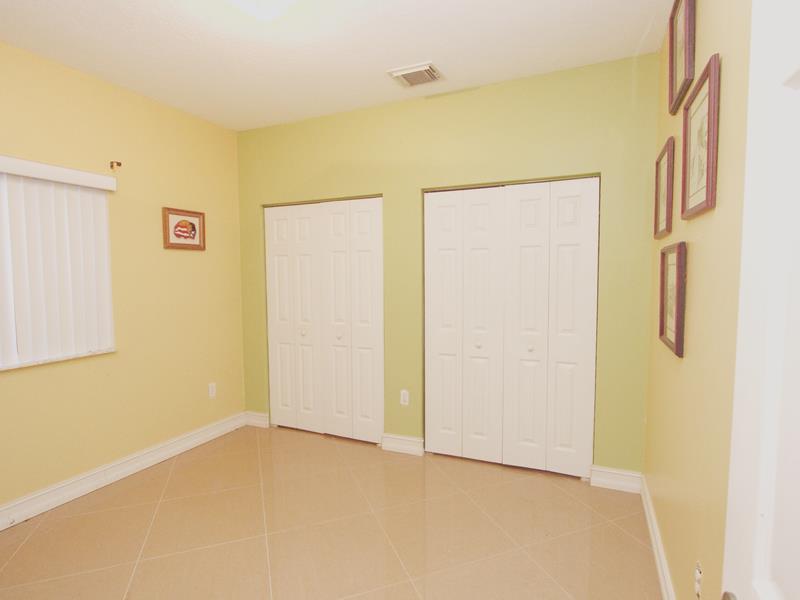 MEGHANS PLACE - Residential