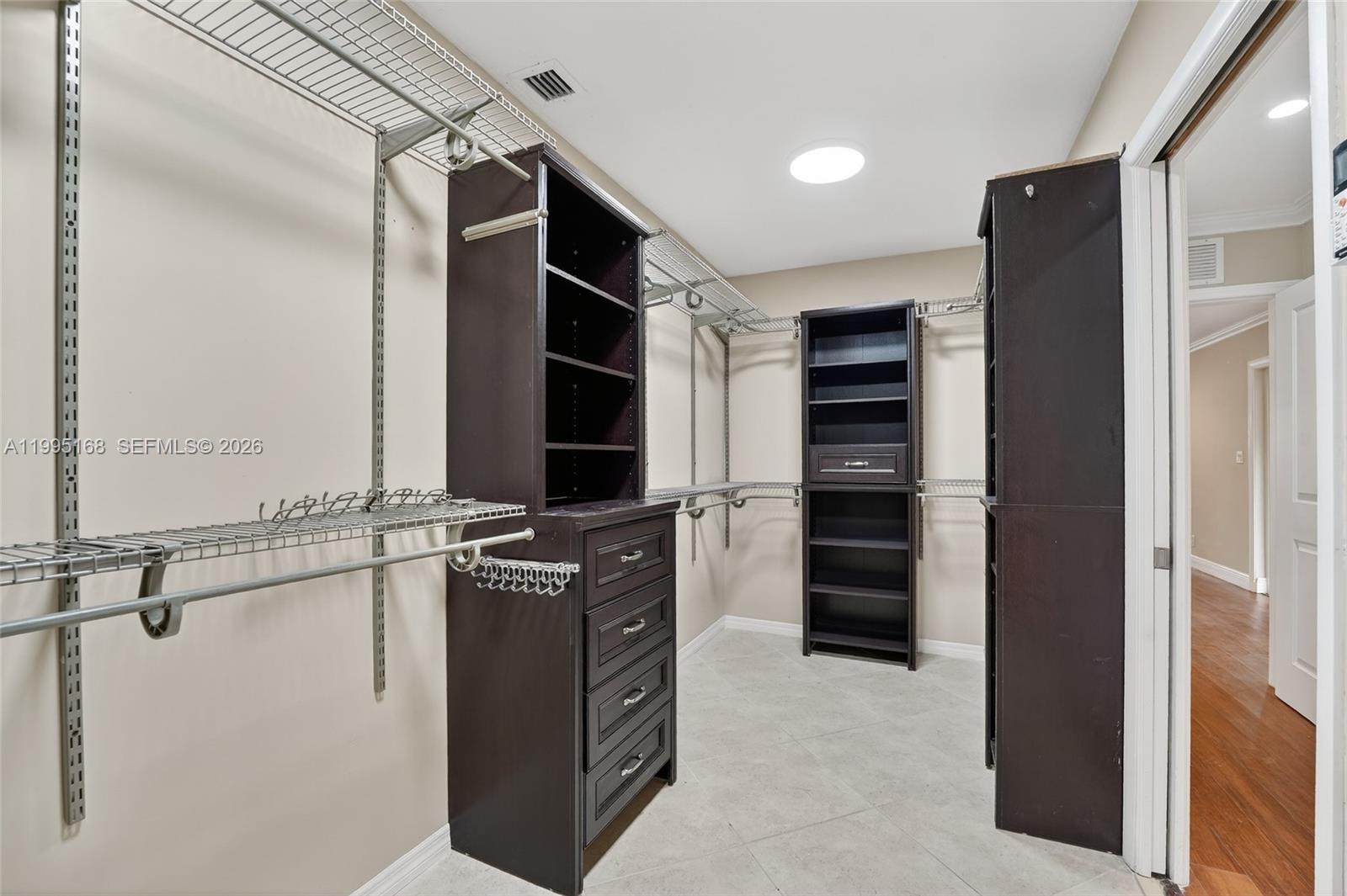 PLANTATION GARDENS SEC 5 - Residential