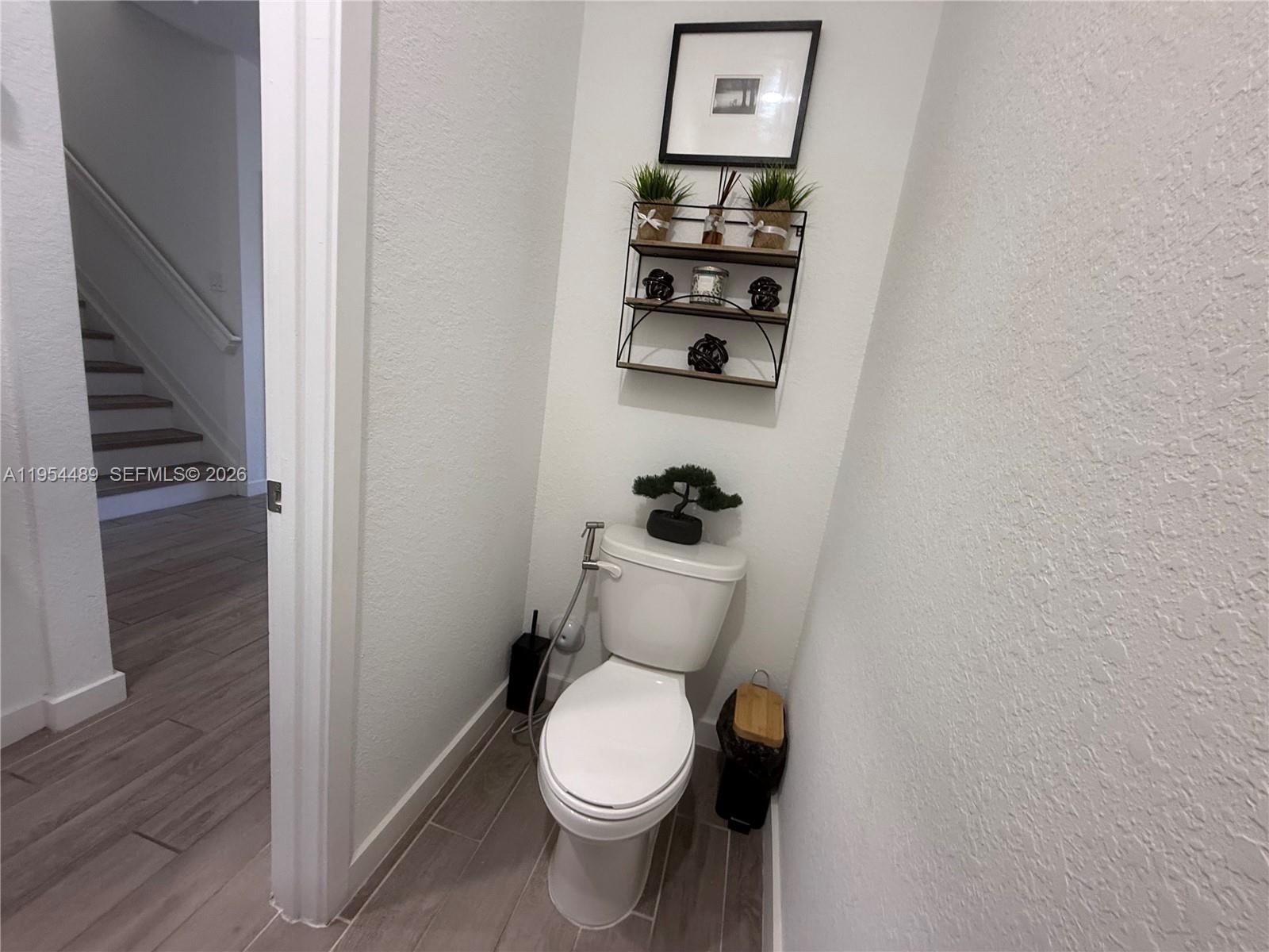 TOWNS AT SEASCAPE - Residential