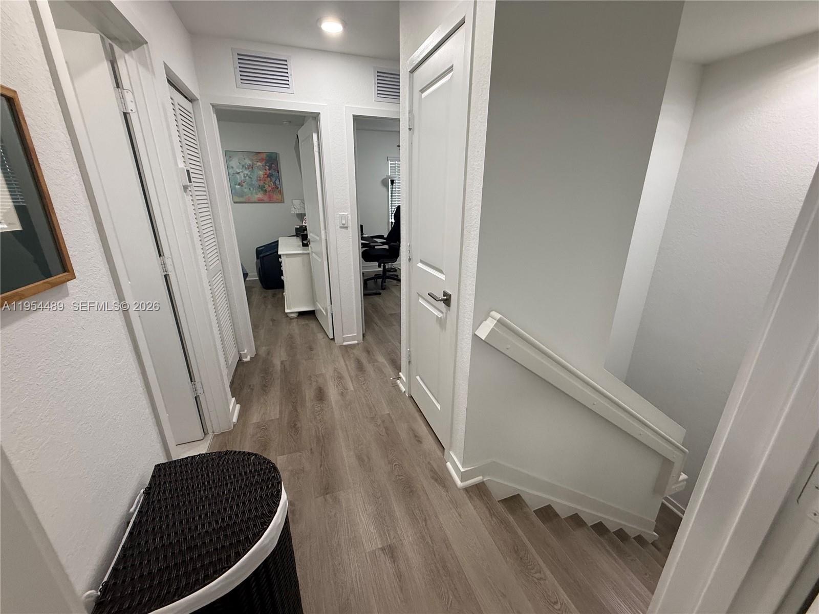 TOWNS AT SEASCAPE - Residential