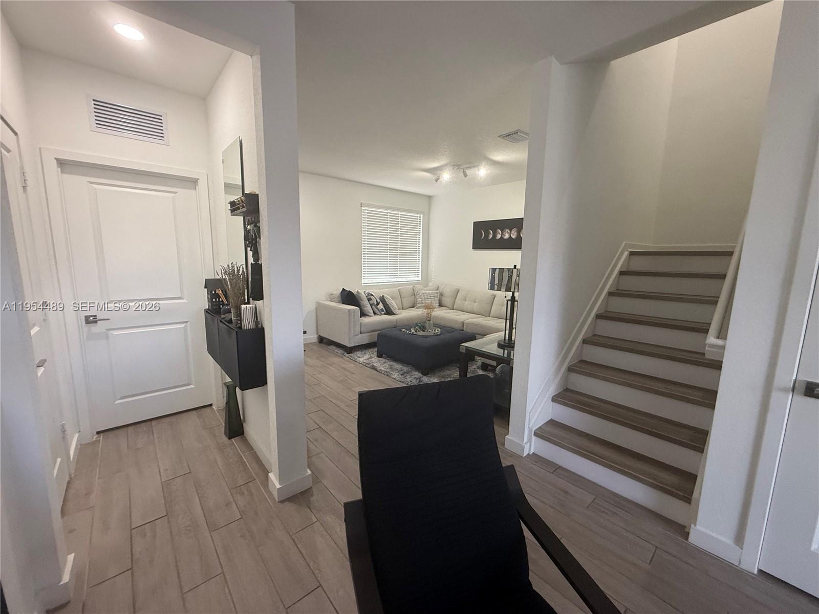 TOWNS AT SEASCAPE - Residential