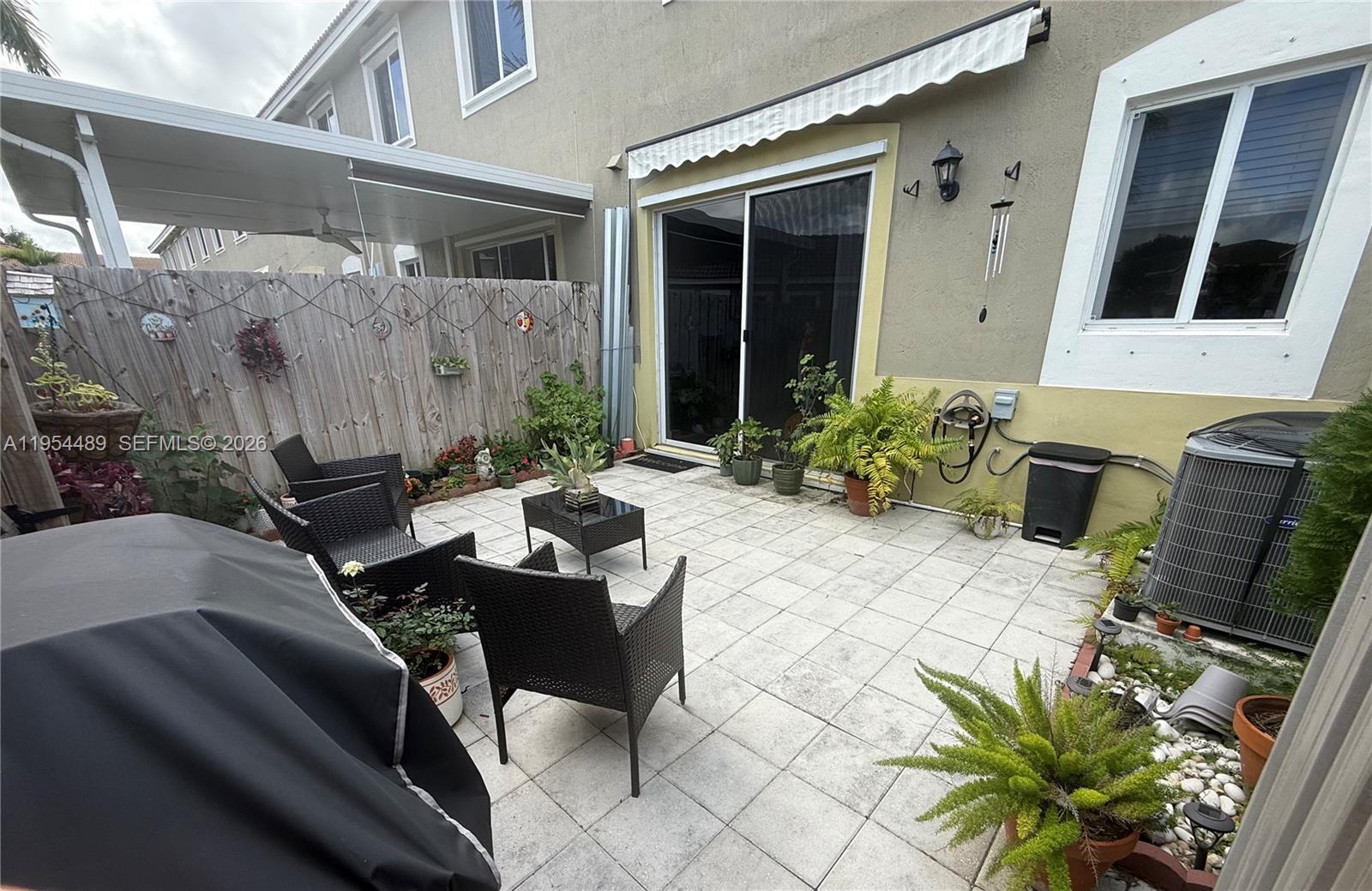 TOWNS AT SEASCAPE - Residential