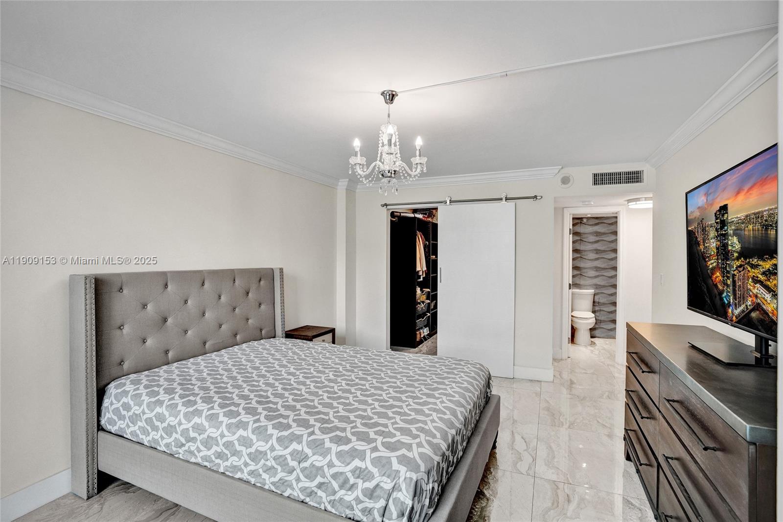 MIRASOL OCEAN TOWERS COND - Residential