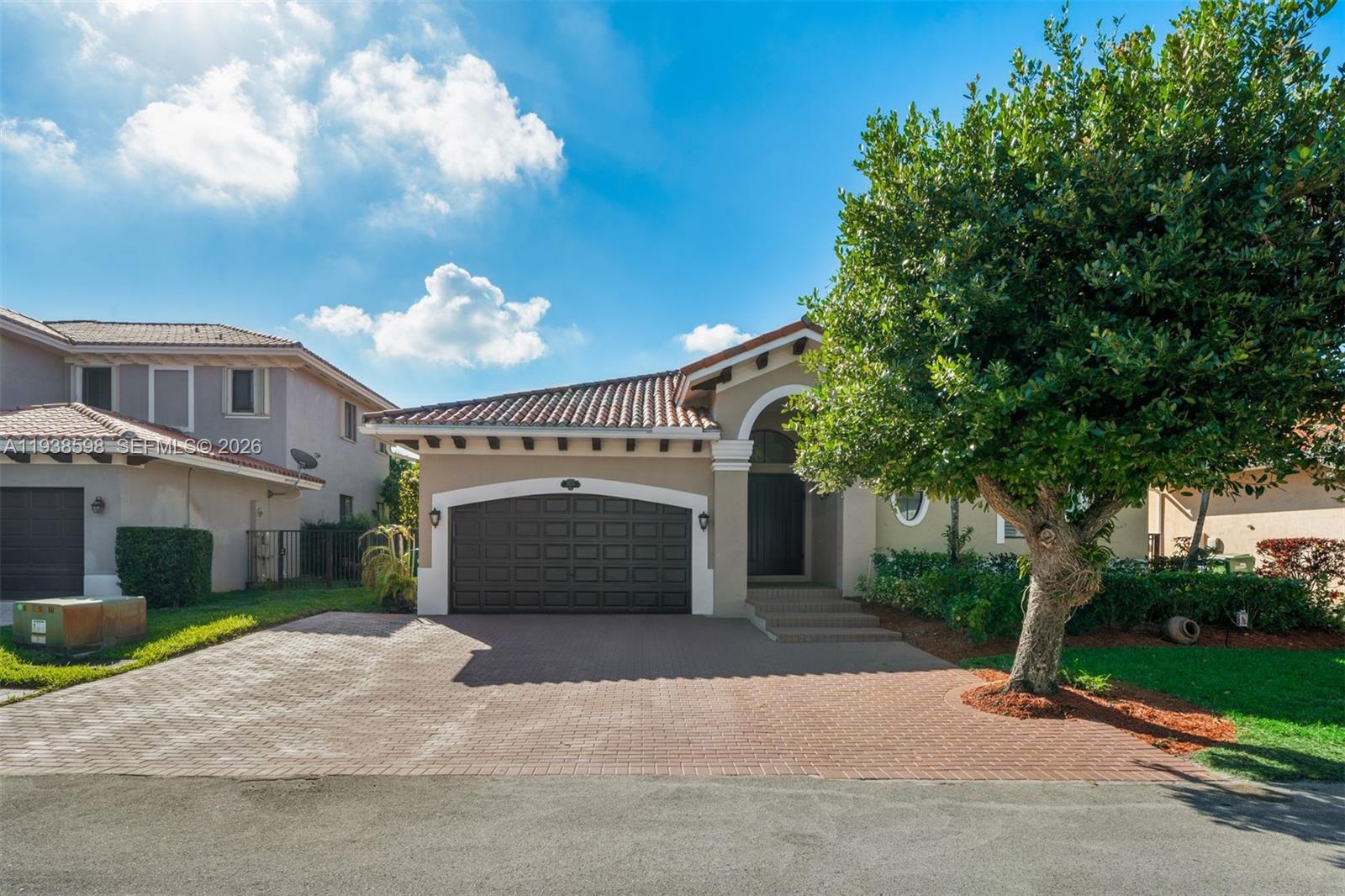 CUTLER CAY - Residential