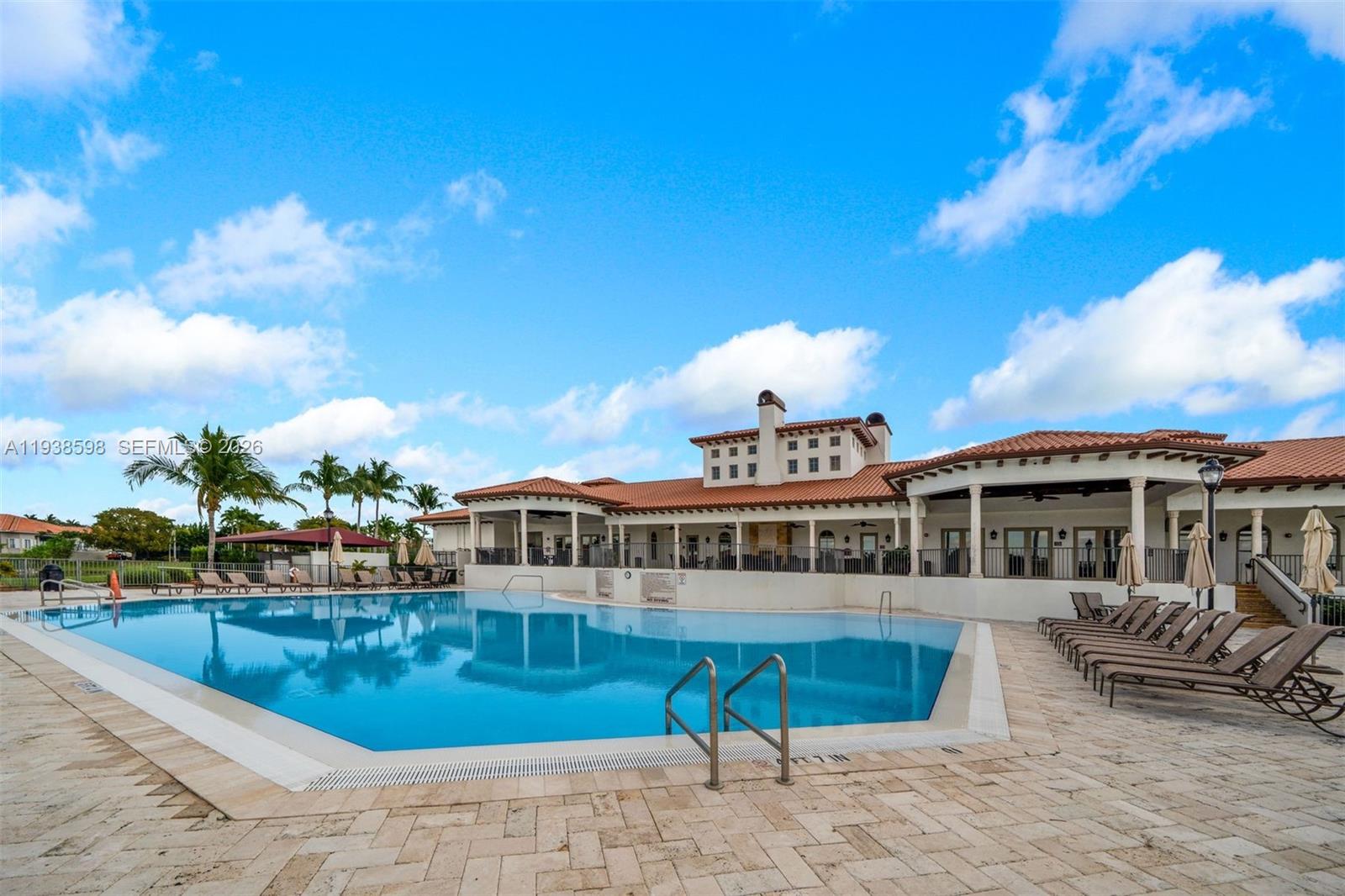 CUTLER CAY - Residential