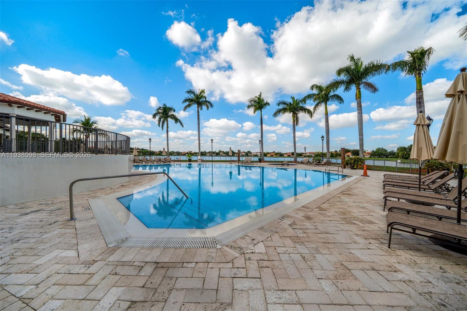 CUTLER CAY - Residential