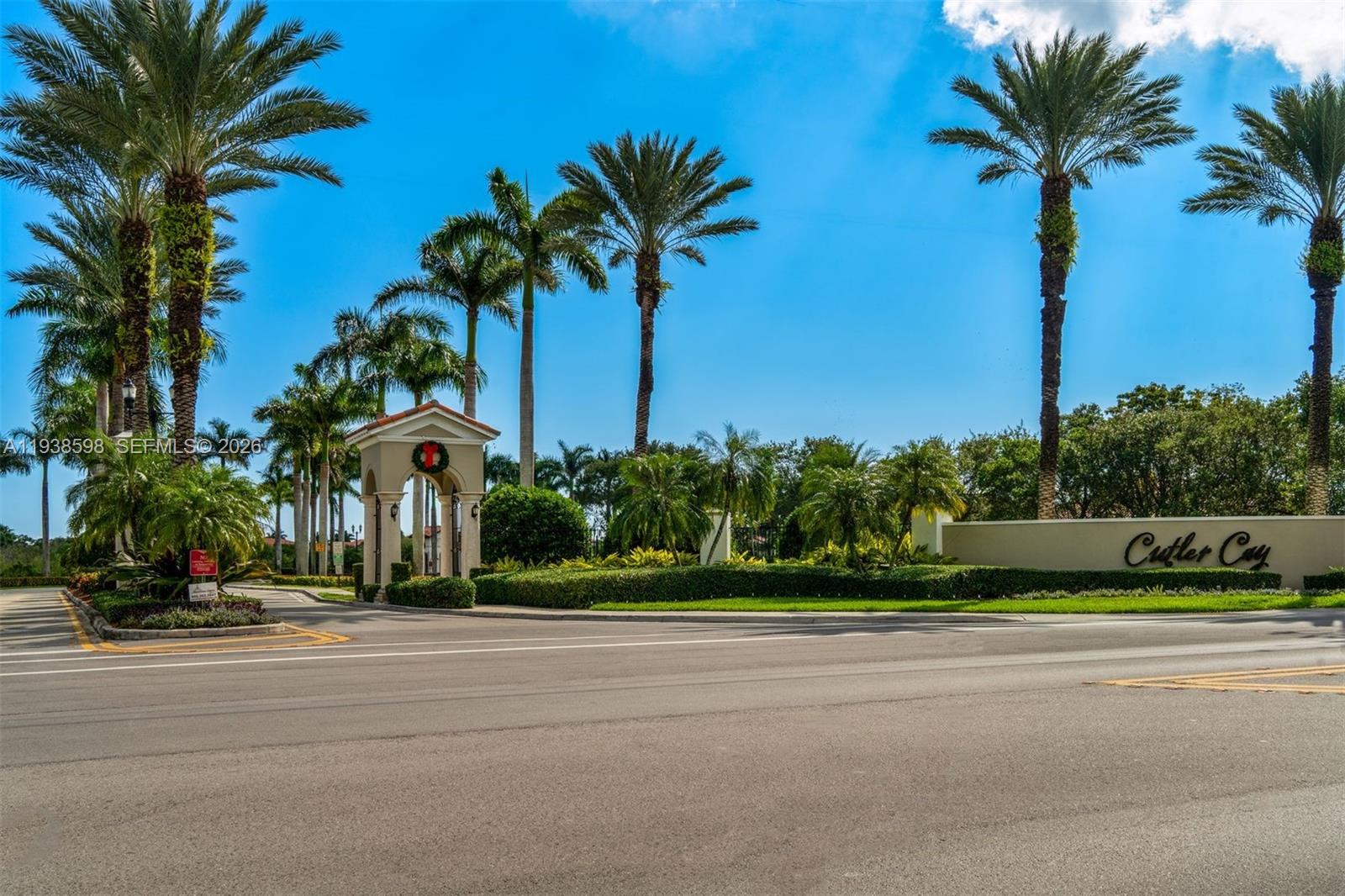 CUTLER CAY - Residential