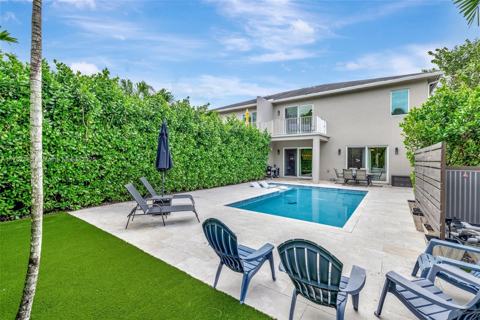 709 Sw 17th St, Fort Lauderdale, Broward County, Florida - 4 Bedrooms  
4 Bathrooms - 
