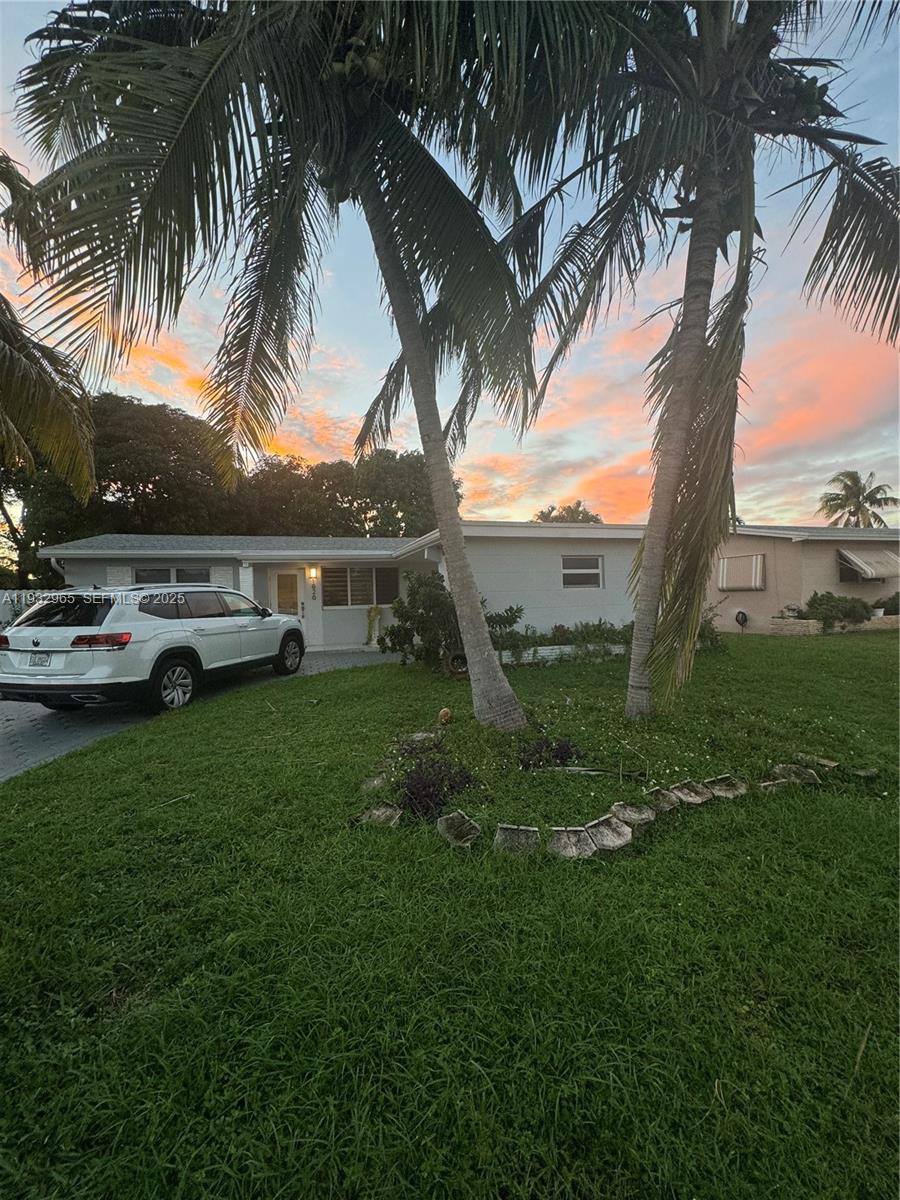 BOULEVARD HEIGHTS SEC - Residential Lease