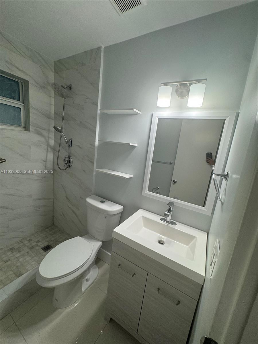 BOULEVARD HEIGHTS SEC - Residential Lease