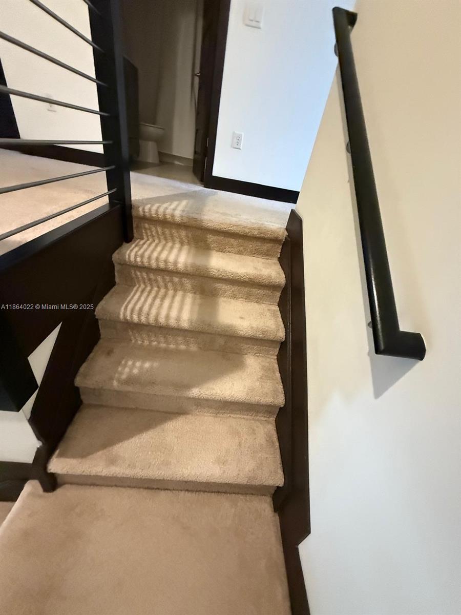 DUNNWOODY LAKE - Residential Lease