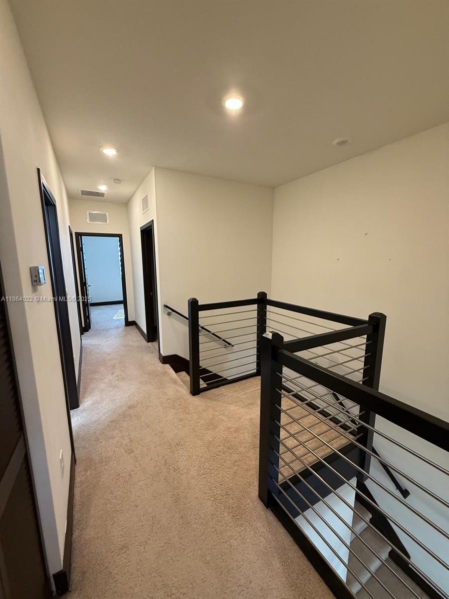 DUNNWOODY LAKE - Residential Lease