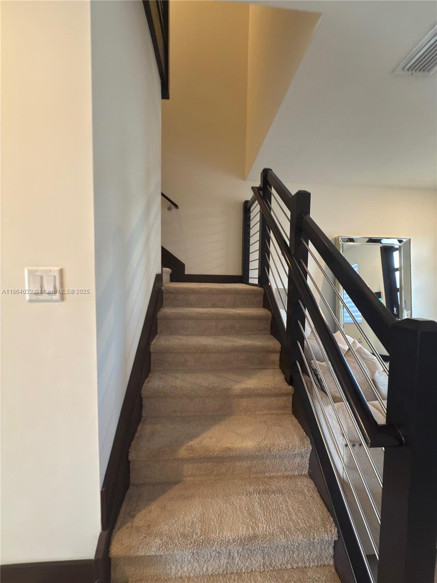 DUNNWOODY LAKE - Residential Lease