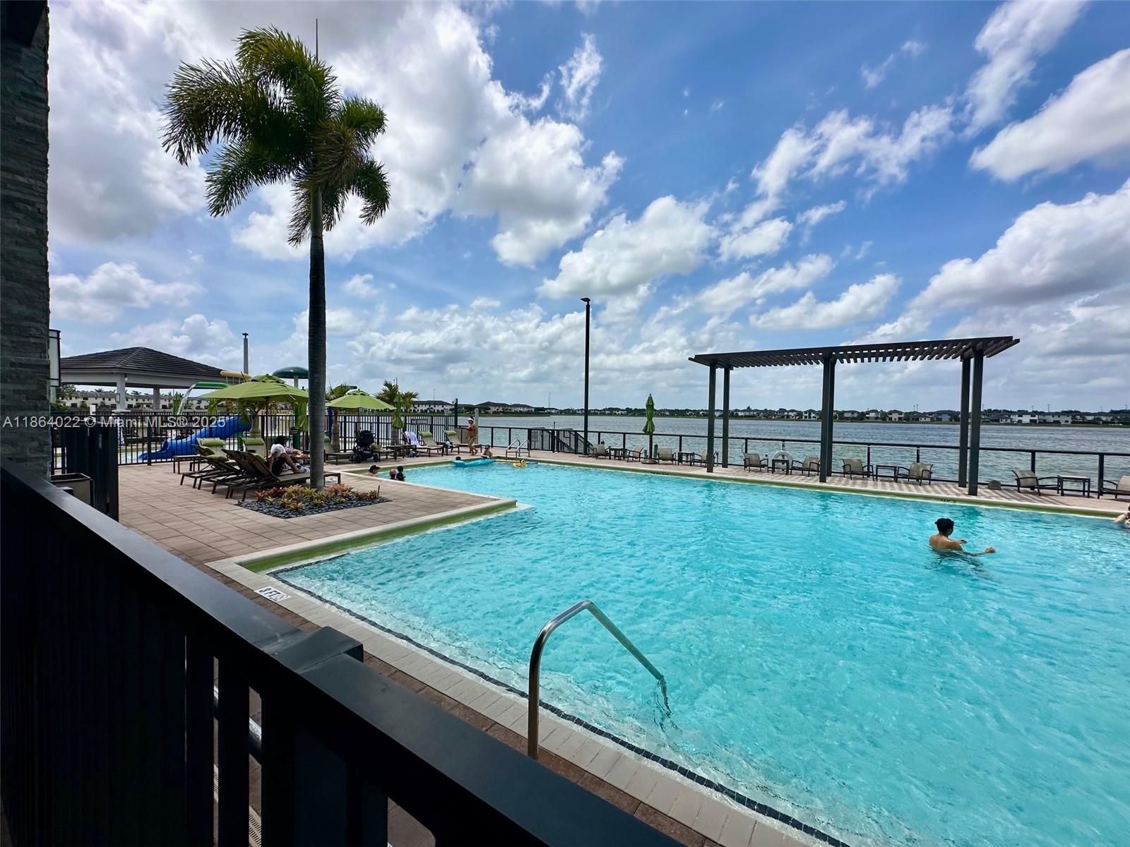 DUNNWOODY LAKE - Residential Lease