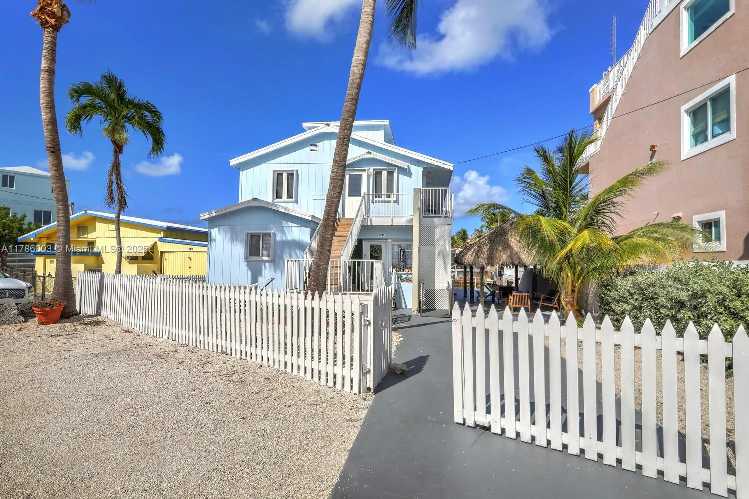 Tavernier, Florida 33070, United States, 5 Bedrooms Bedrooms, ,3 BathroomsBathrooms,Residential,Active,118102