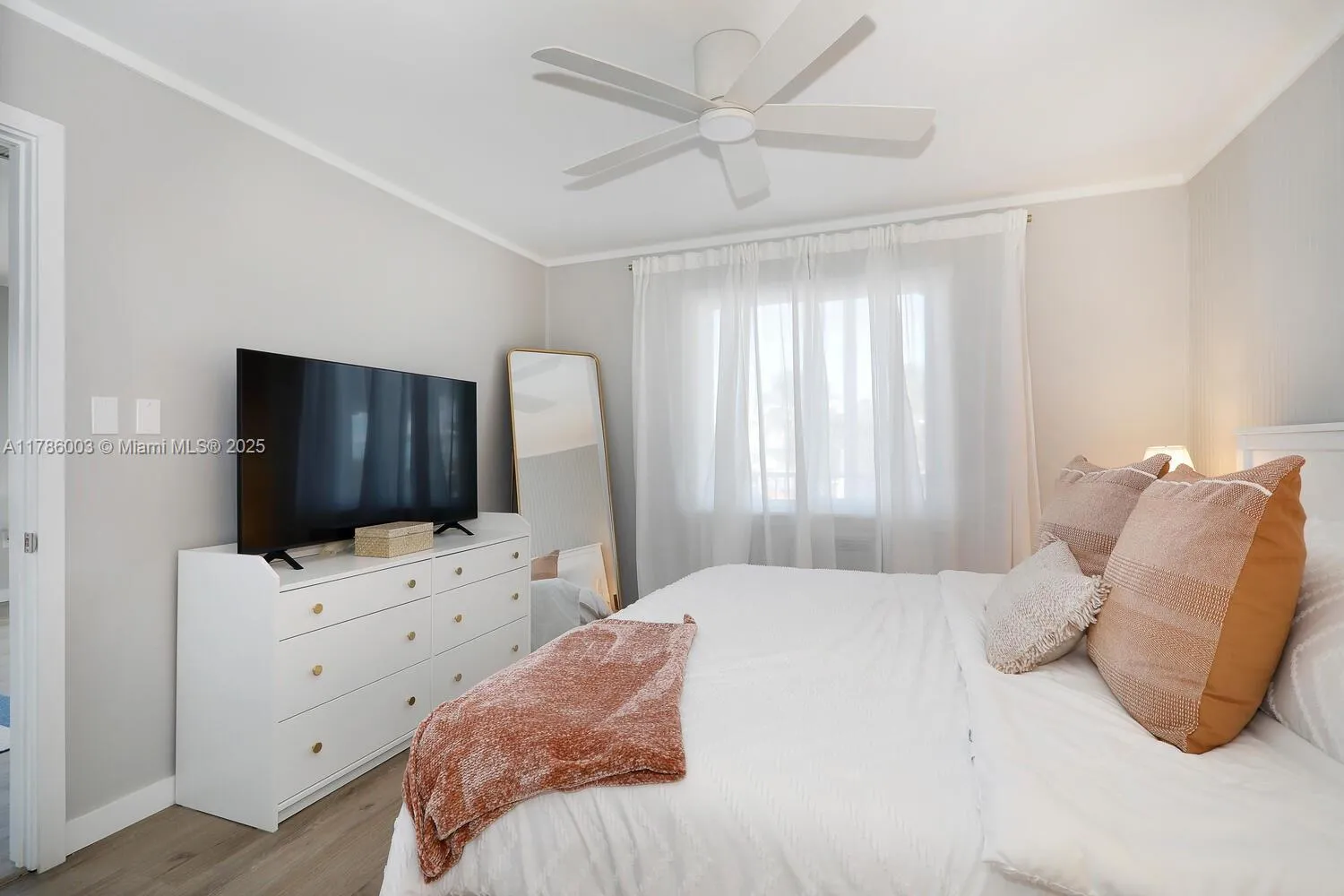 Tavernier, Florida 33070, United States, 5 Bedrooms Bedrooms, ,3 BathroomsBathrooms,Residential,Active,118102