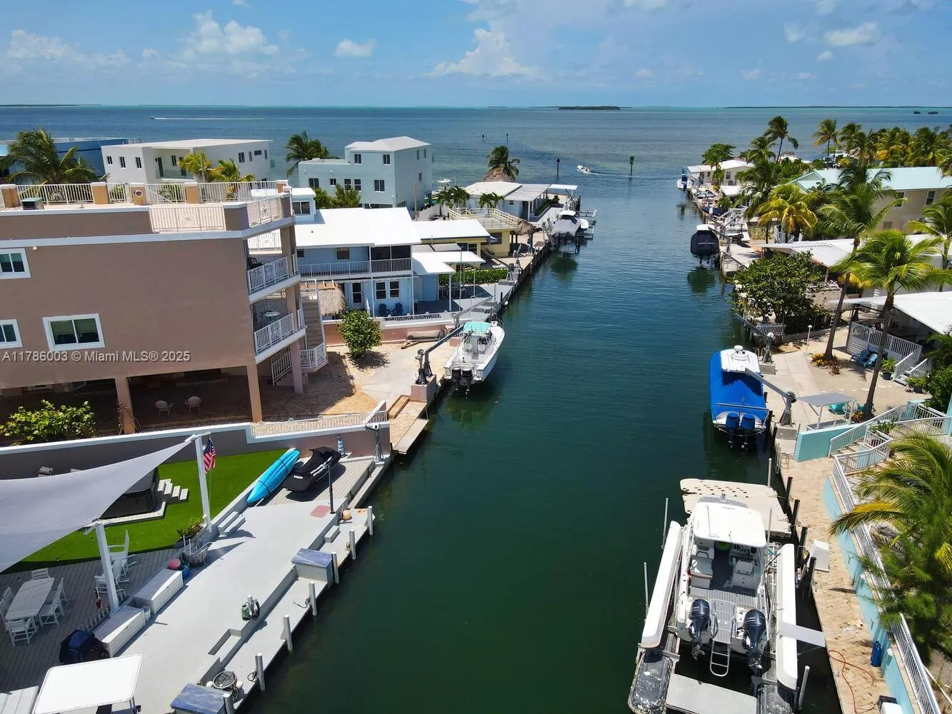 Tavernier, Florida 33070, United States, 5 Bedrooms Bedrooms, ,3 BathroomsBathrooms,Residential,Active,118102