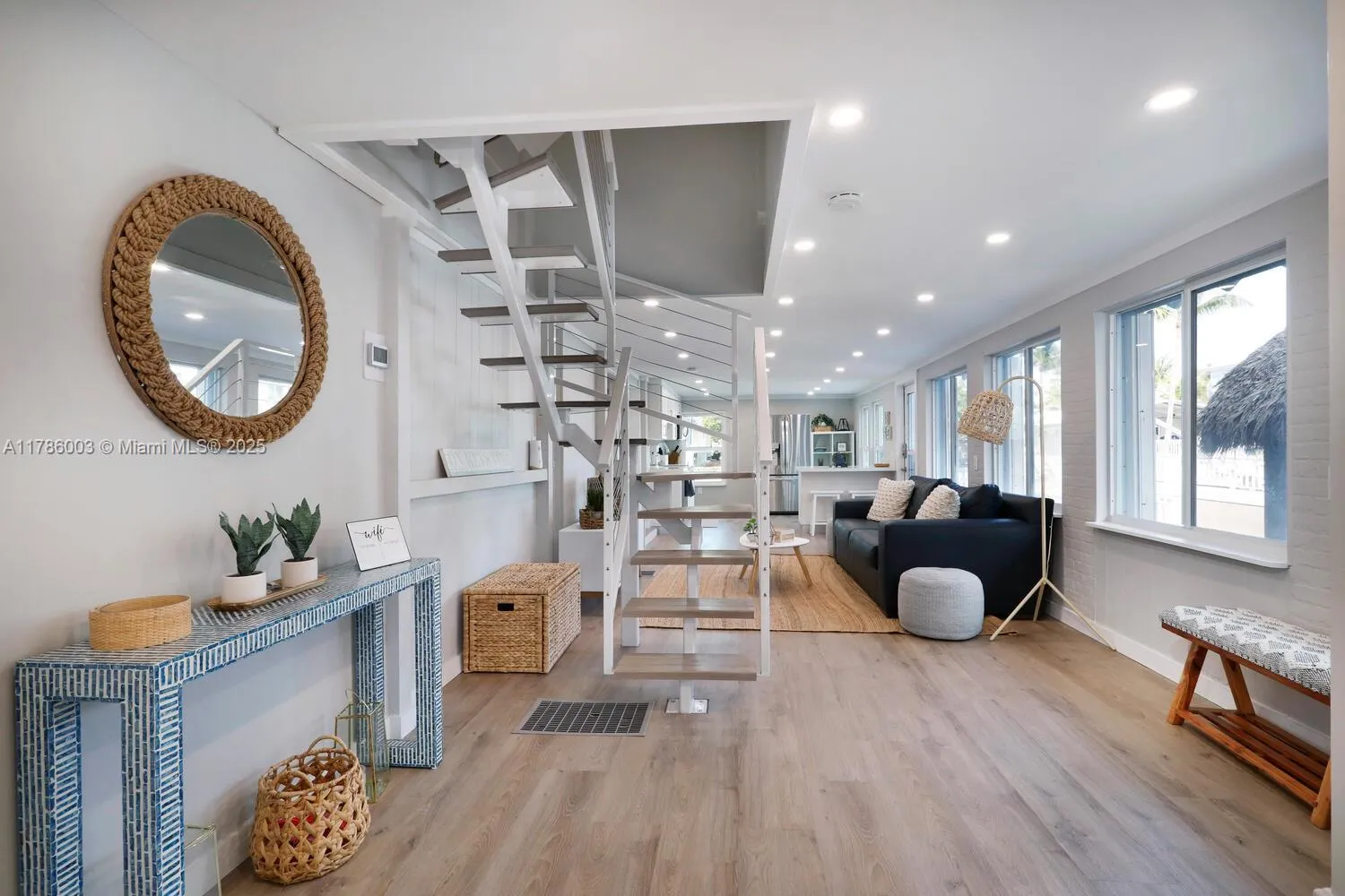 Tavernier, Florida 33070, United States, 5 Bedrooms Bedrooms, ,3 BathroomsBathrooms,Residential,Active,118102