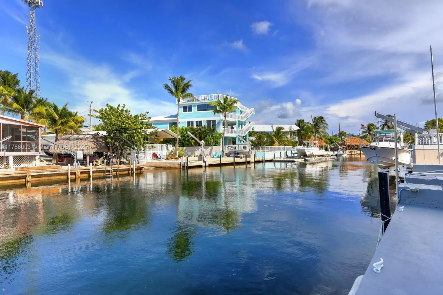 Tavernier, Florida 33070, United States, 5 Bedrooms Bedrooms, ,3 BathroomsBathrooms,Residential,Active,118102