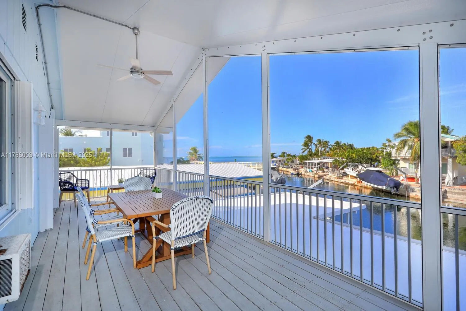 Tavernier, Florida 33070, United States, 5 Bedrooms Bedrooms, ,3 BathroomsBathrooms,Residential,Active,118102