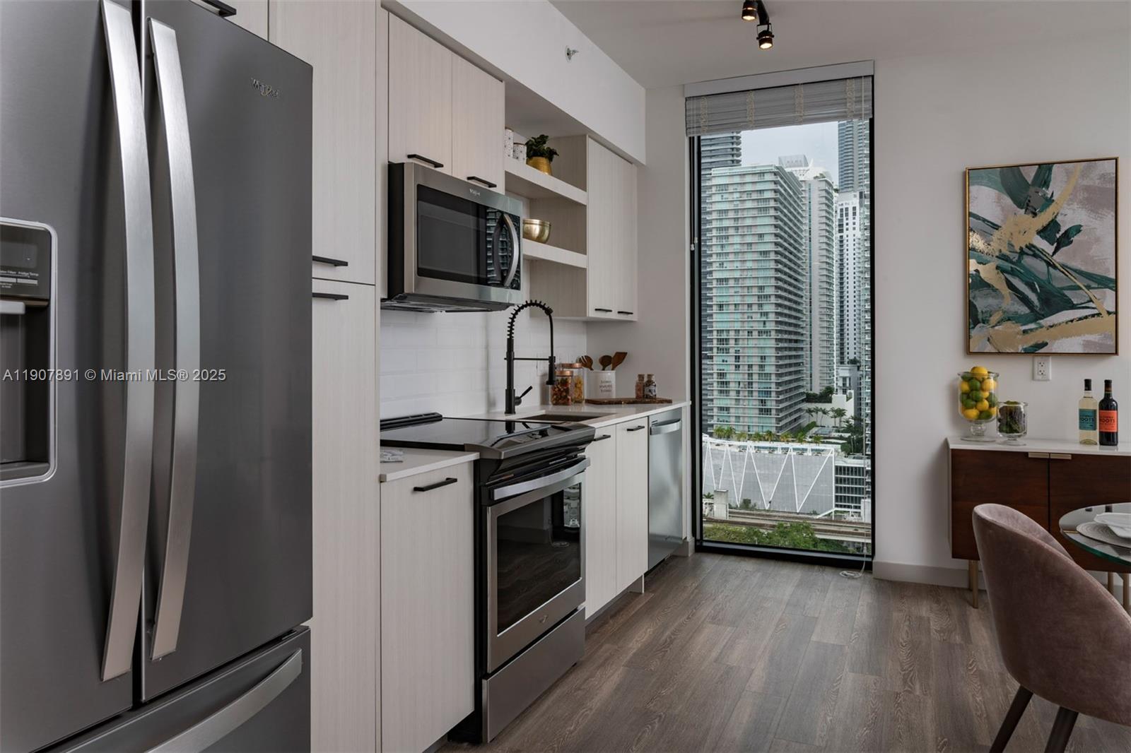 MIAMI HEIGHTS - Residential Lease