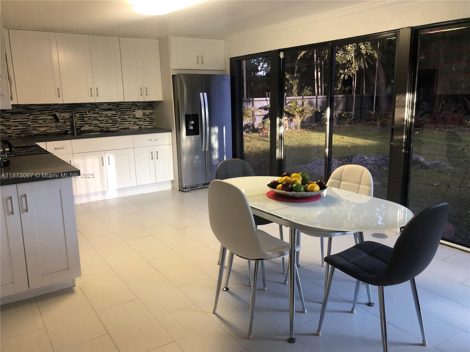 PRIORS 1ST ADDN TO BISCAY - Residential