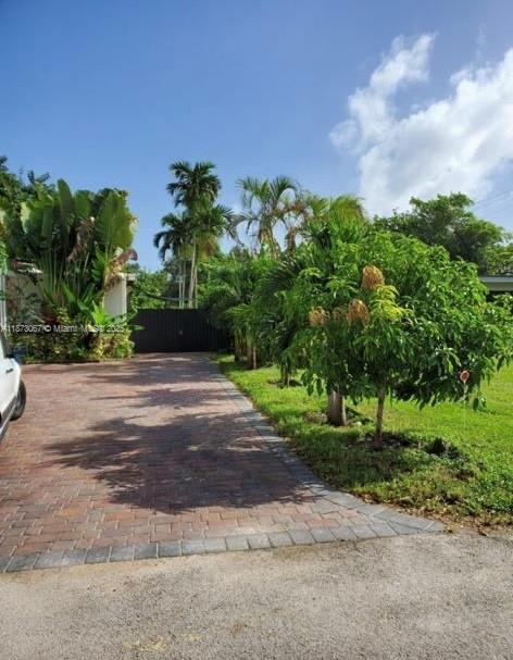 PRIORS 1ST ADDN TO BISCAY - Residential