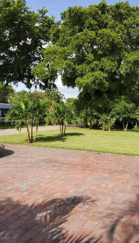 PRIORS 1ST ADDN TO BISCAY - Residential