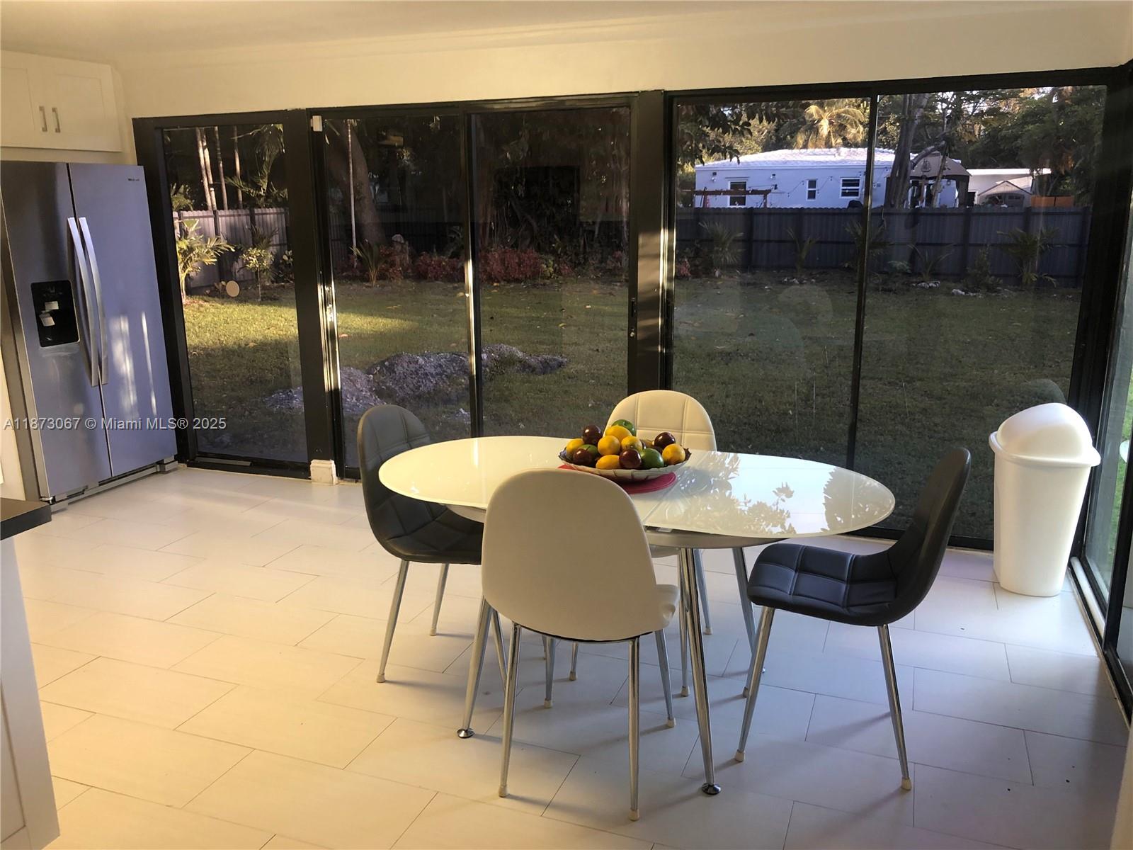 PRIORS 1ST ADDN TO BISCAY - Residential