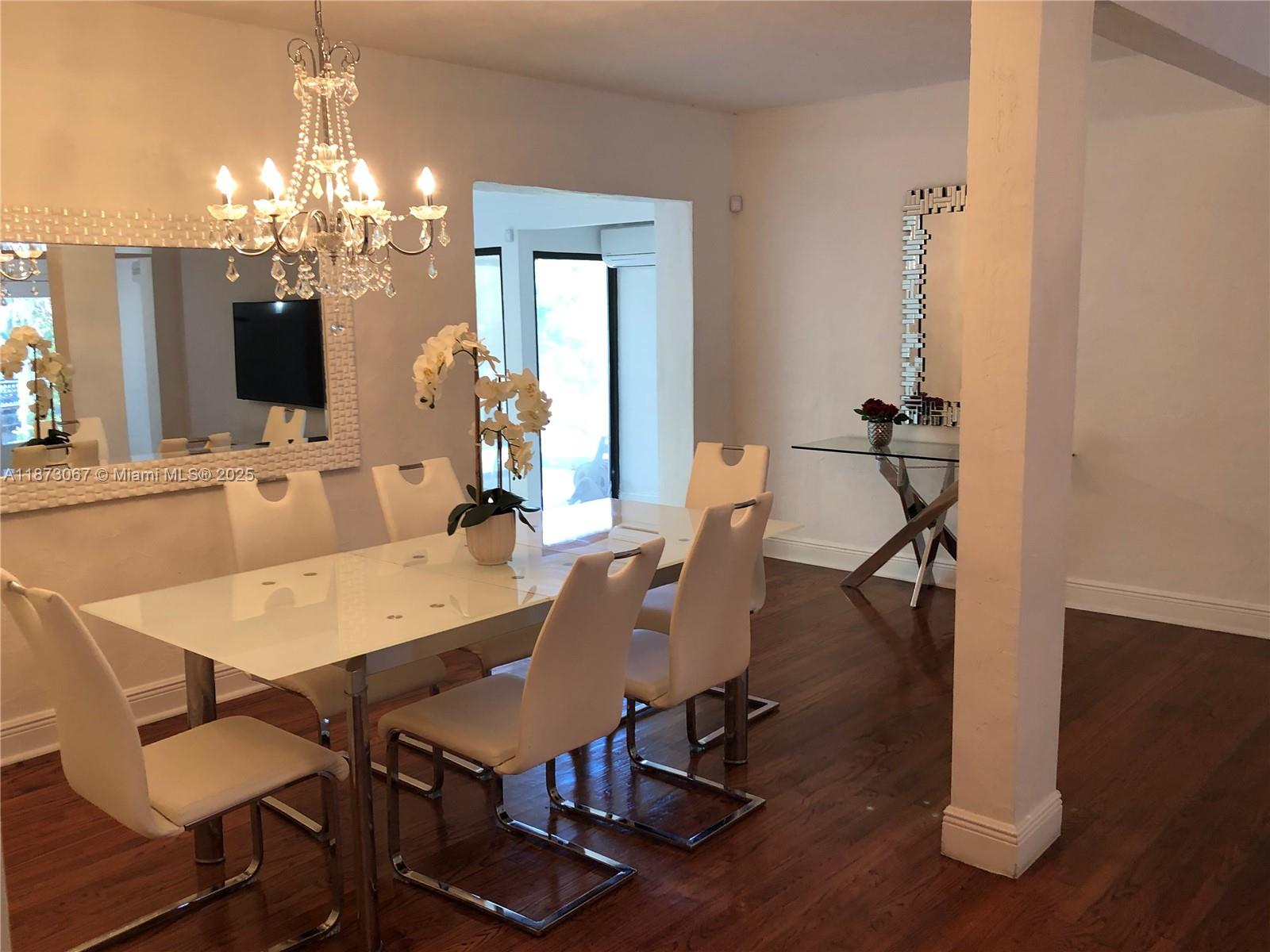 PRIORS 1ST ADDN TO BISCAY - Residential