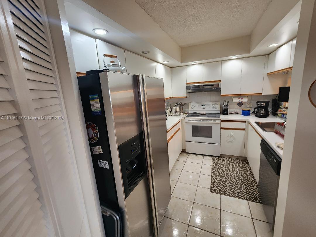 LANCASTER AT CENTURY VILL - Residential