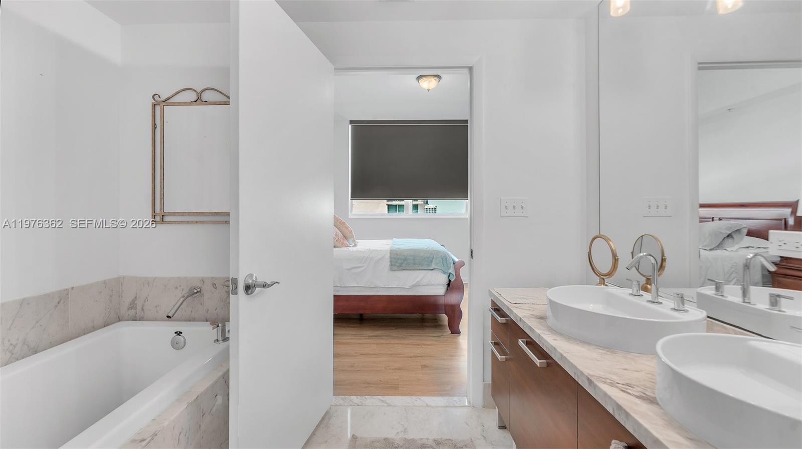 VIZCAYNE SOUTH CONDO - Residential