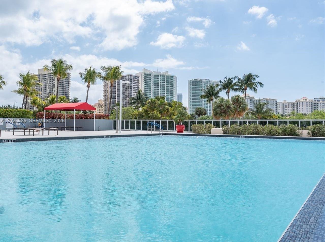 AVENTURA ELDORADO CONDO - Residential