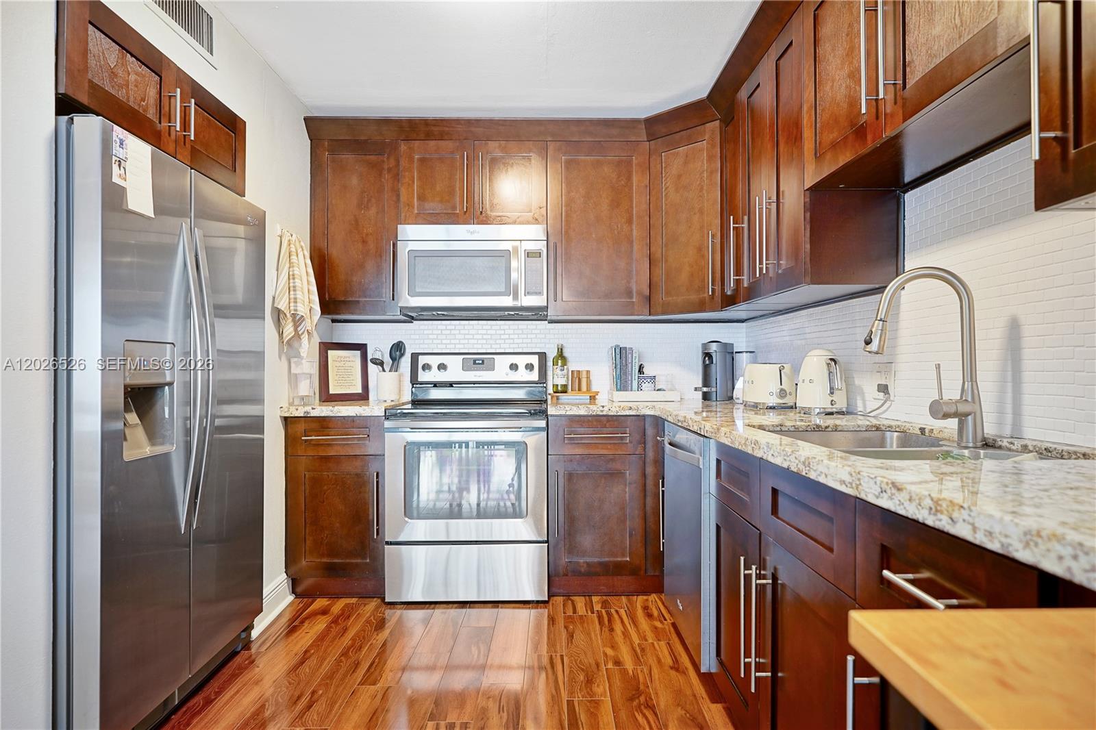 AVENTURA ELDORADO CONDO - Residential