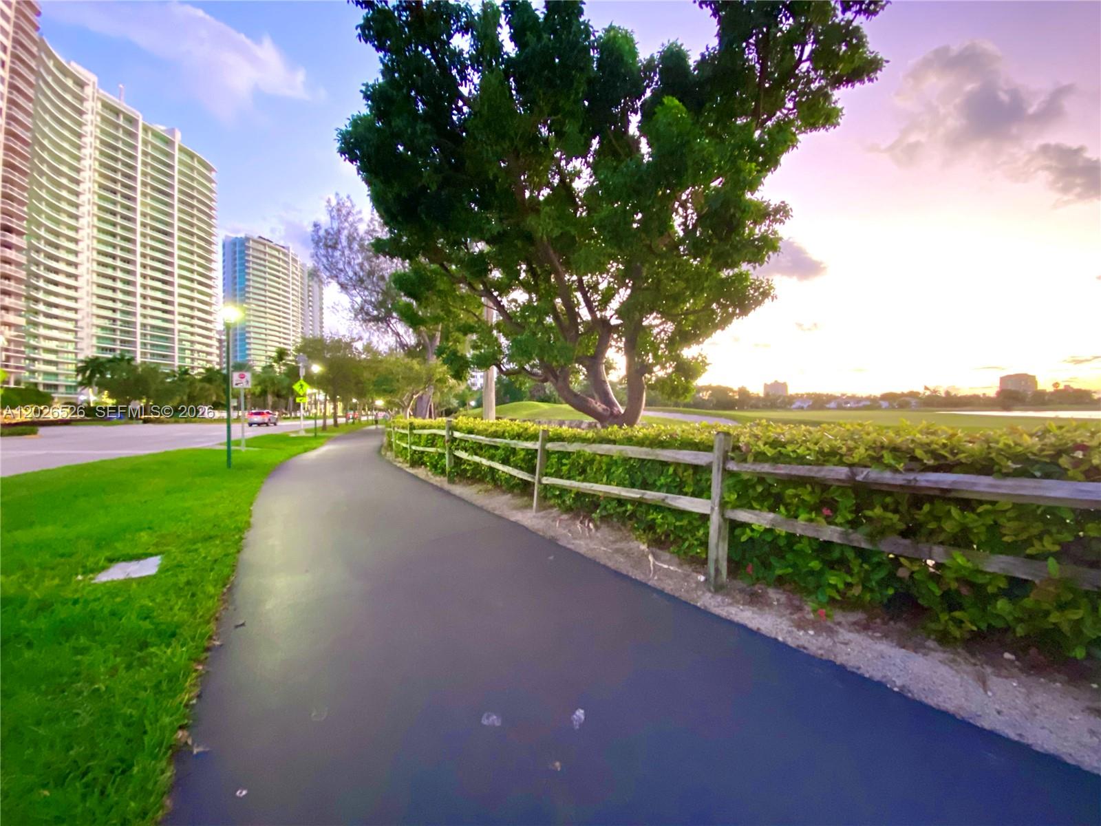 AVENTURA ELDORADO CONDO - Residential
