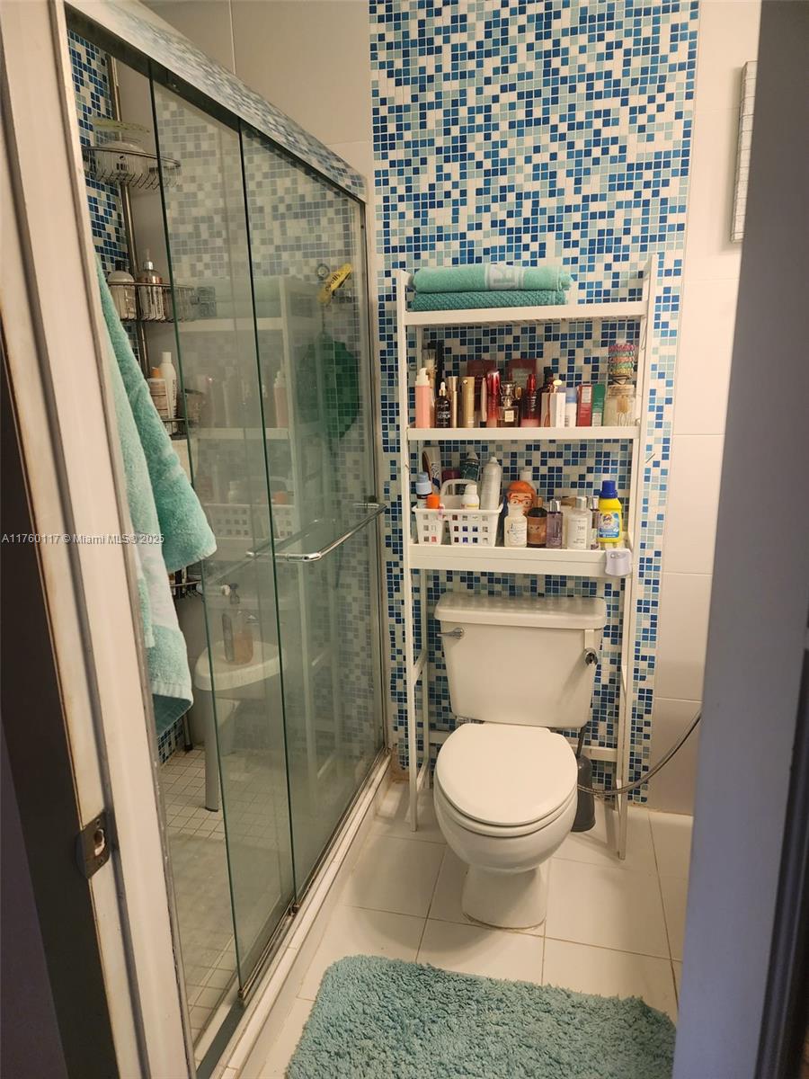 VILLAS AT CARRIAGE HILLS - Residential