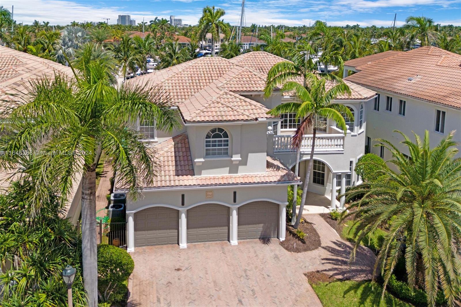 View Hollywood, FL 33019 house