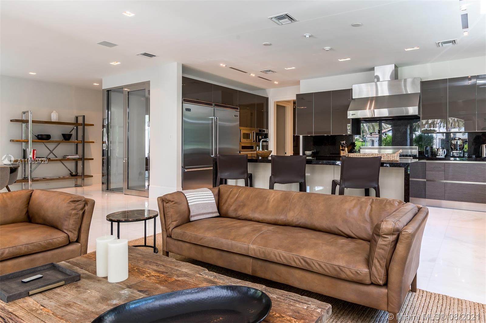 ISLA BAHIA - Residential