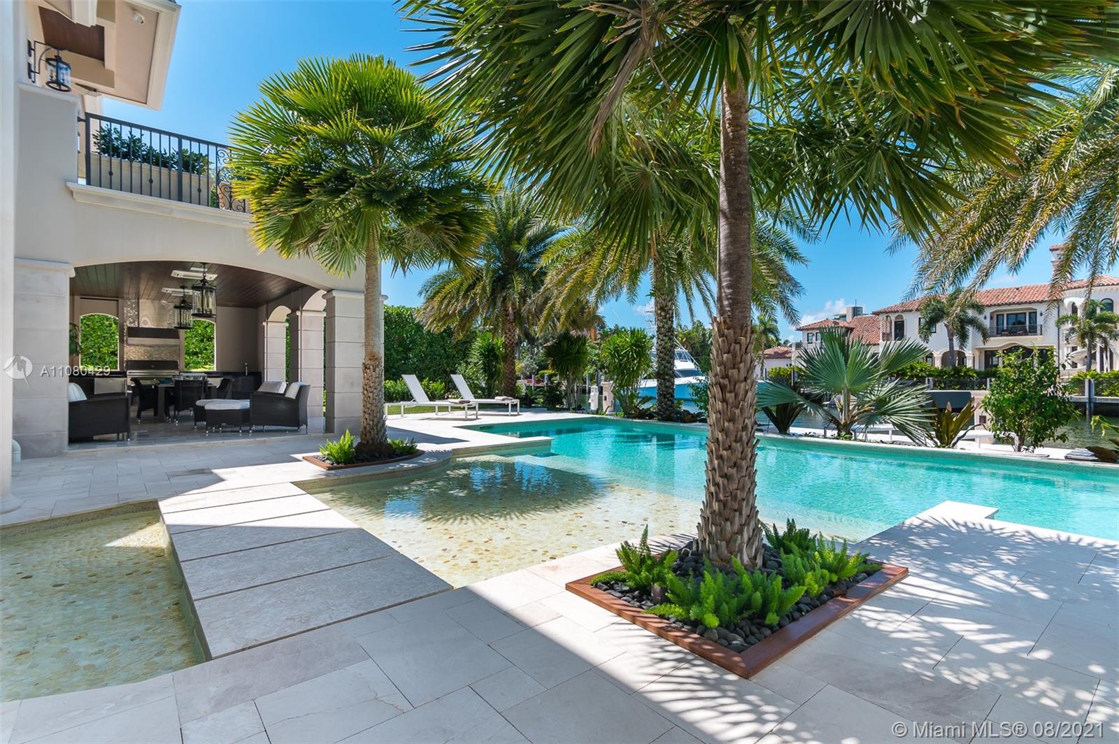 ISLA BAHIA - Residential