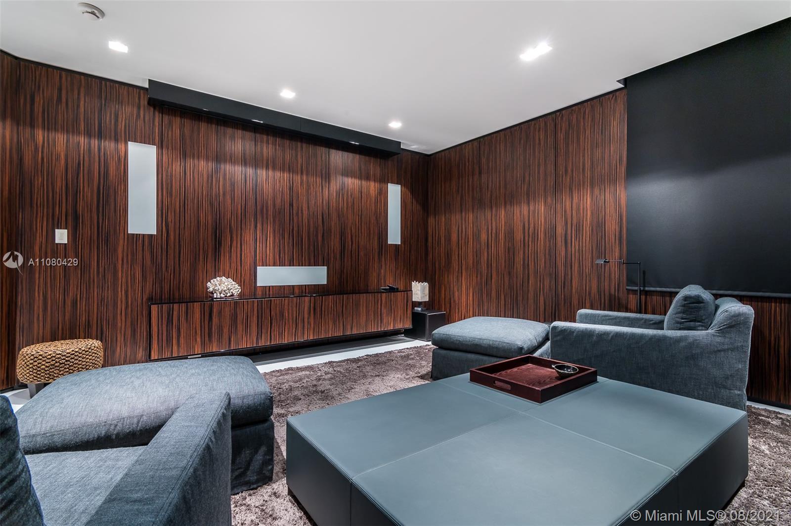 ISLA BAHIA - Residential