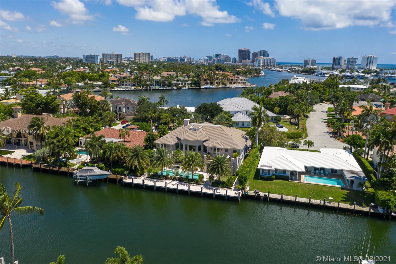 ISLA BAHIA - Residential