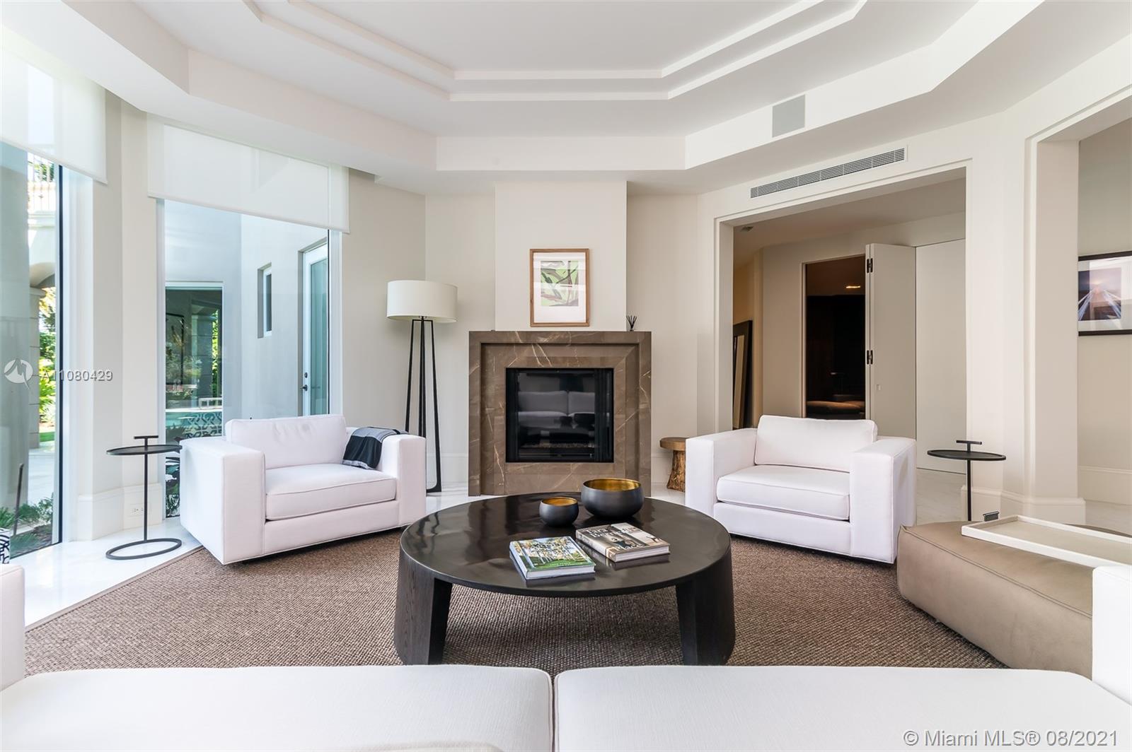 ISLA BAHIA - Residential