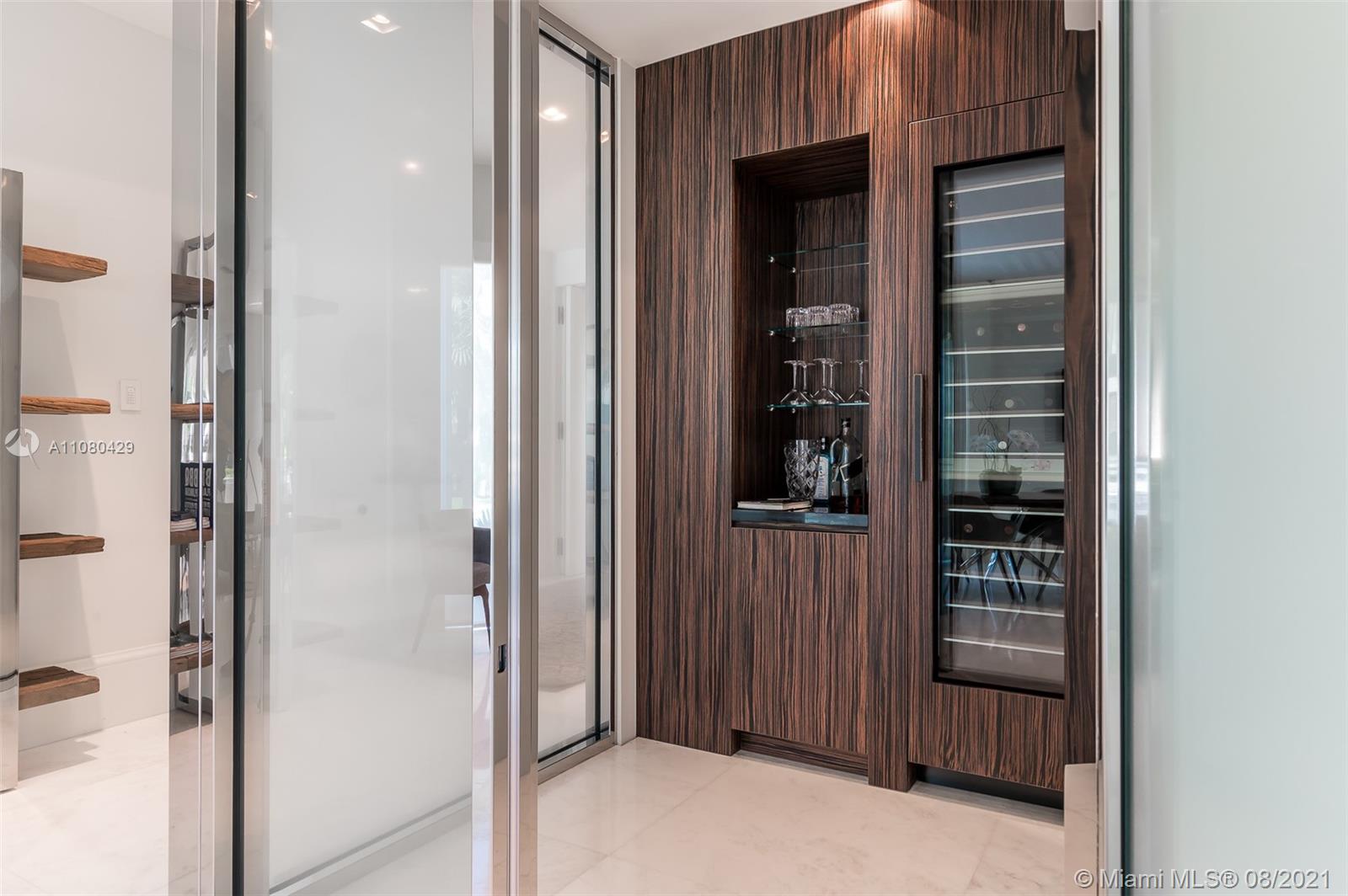 ISLA BAHIA - Residential