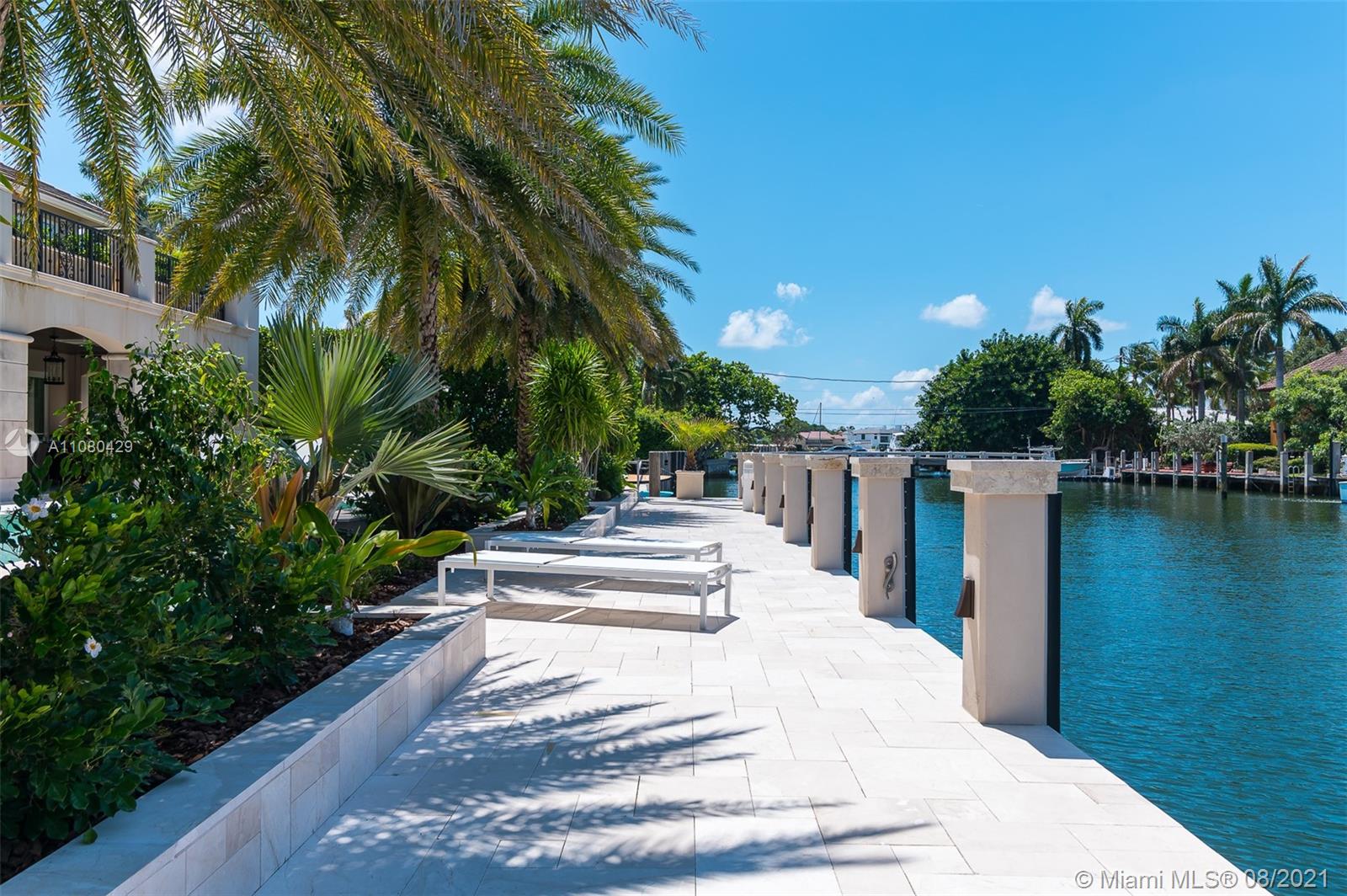 ISLA BAHIA - Residential