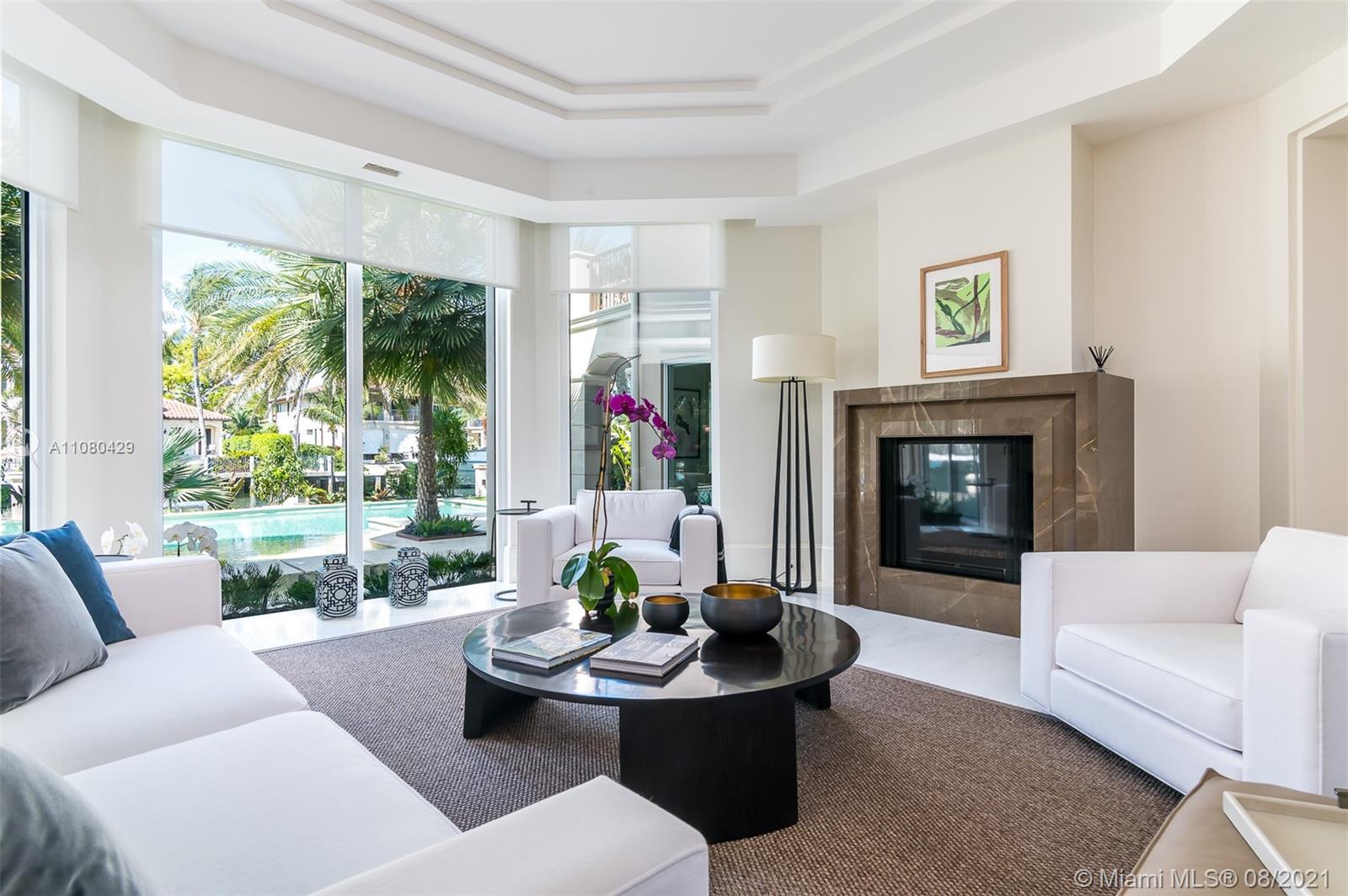 ISLA BAHIA - Residential