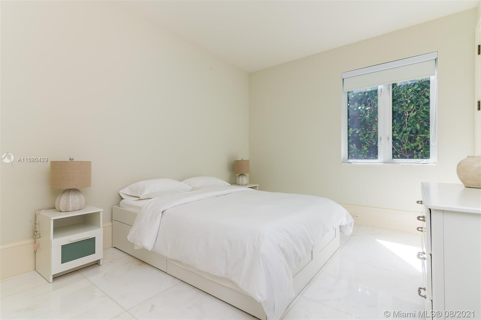 ISLA BAHIA - Residential