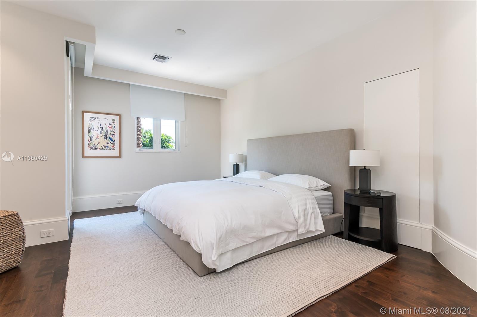 ISLA BAHIA - Residential