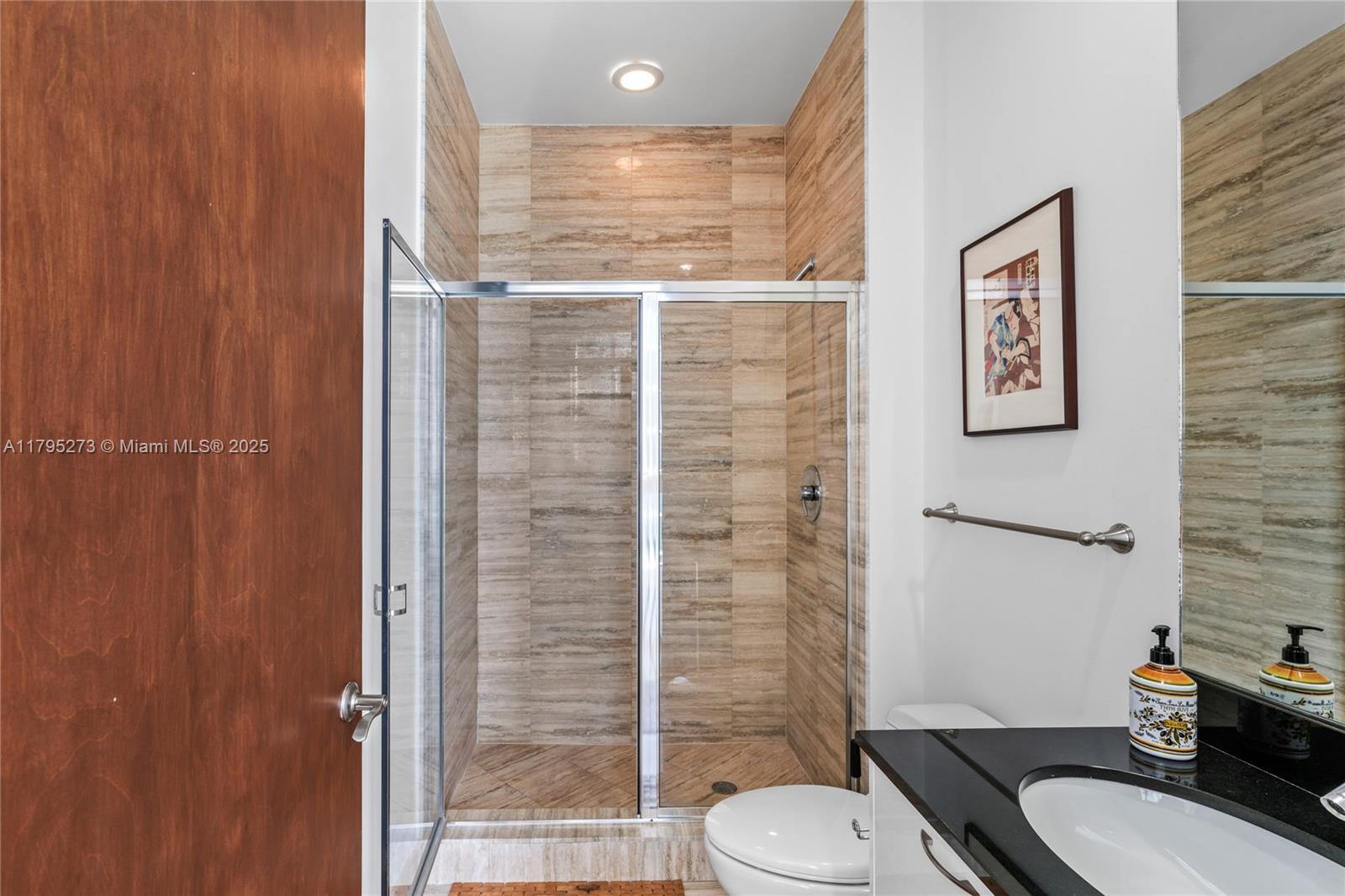 TDR TOWER III CONDO - Residential