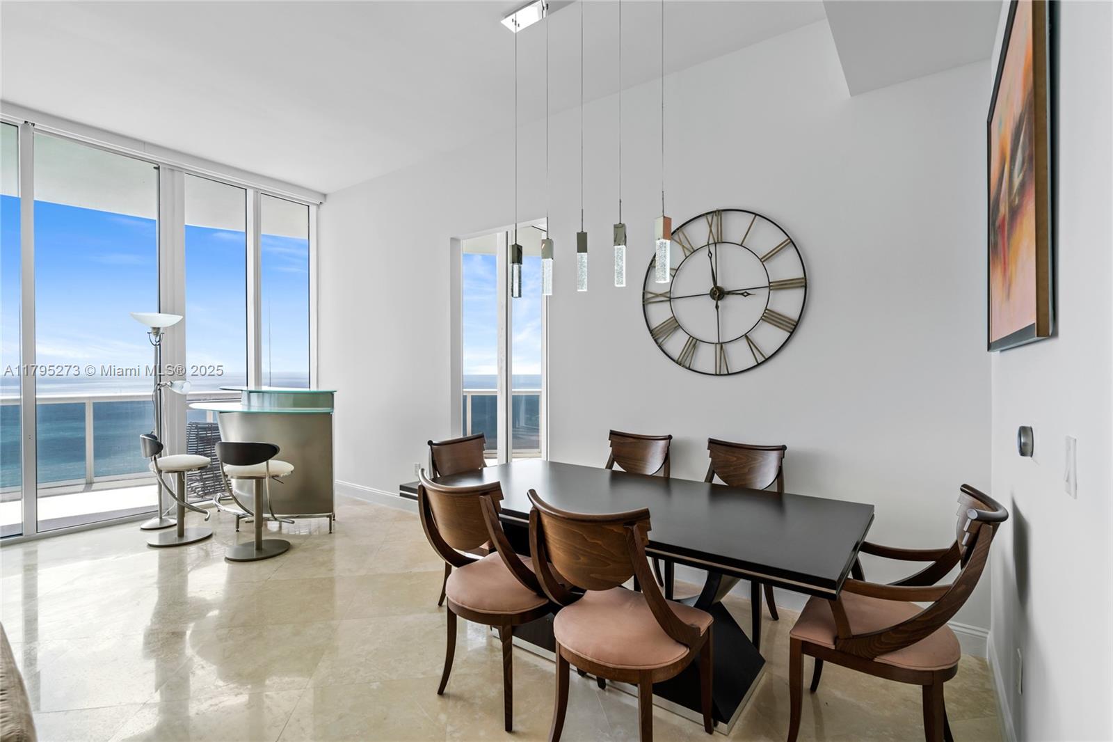 TDR TOWER III CONDO - Residential