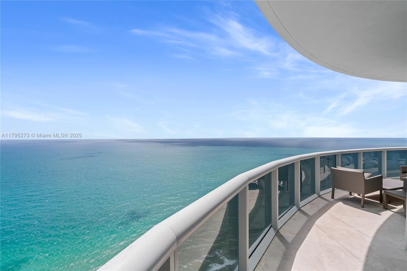 TDR TOWER III CONDO - Residential